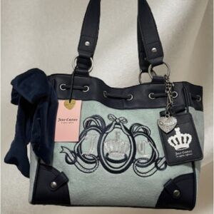 Juicy Couture Navy Blue Lovers Club Day Dreamer Purse